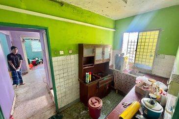 Menara Merak Kayangan