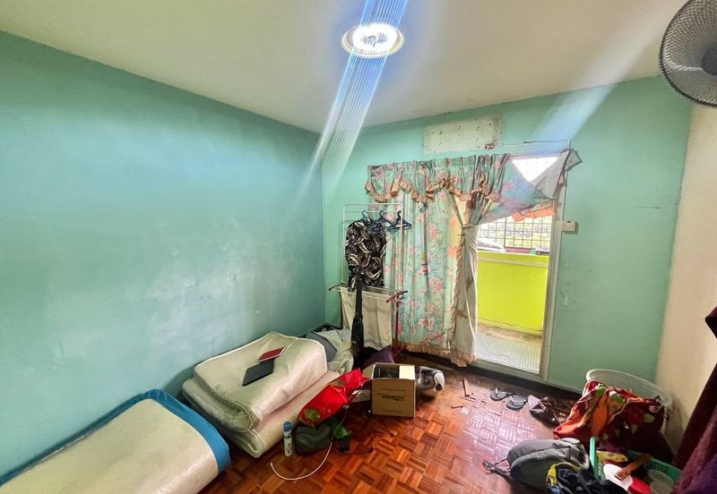 Menara Merak Kayangan