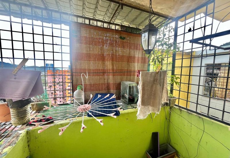 Menara Merak Kayangan