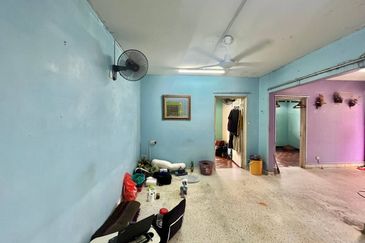 Menara Merak Kayangan