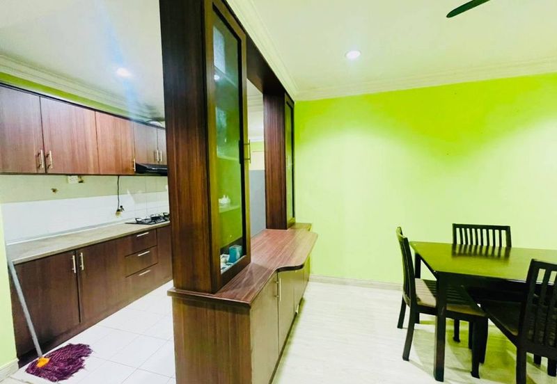 Putra Villa Kondominium