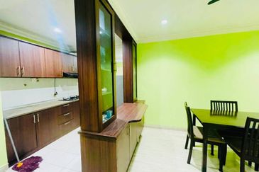 Putra Villa Kondominium