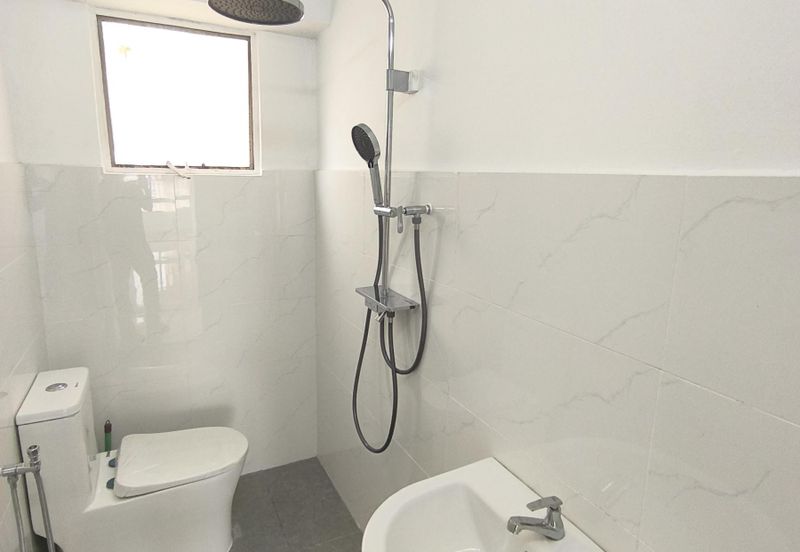 Le Jardine Condominium