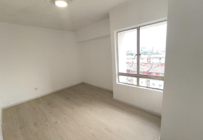 Le Jardine Condominium