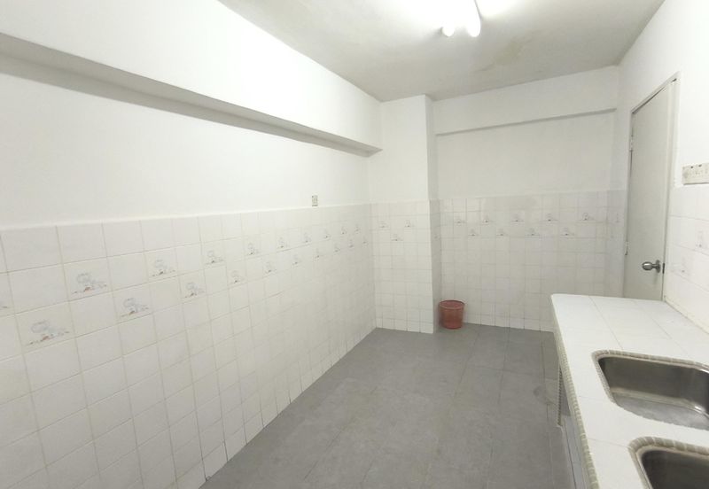 Le Jardine Condominium