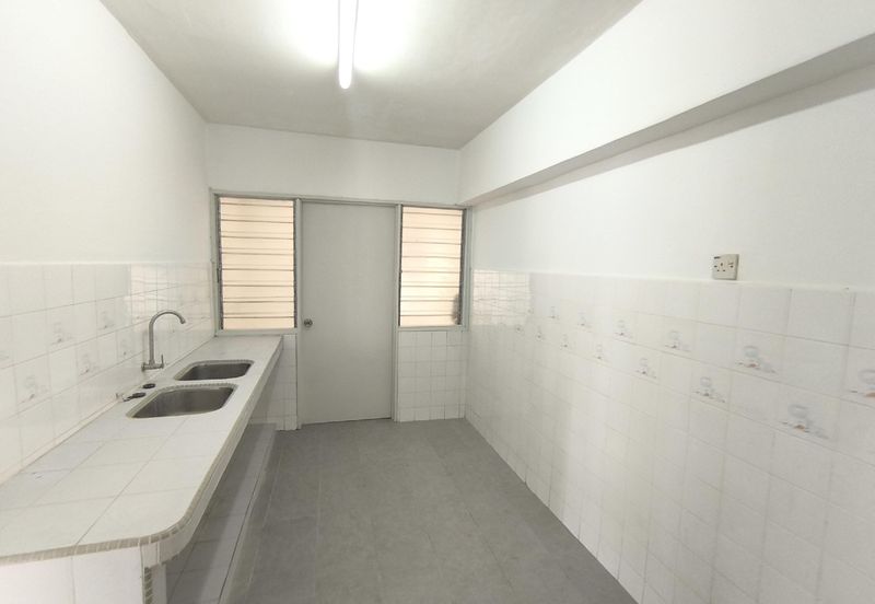 Le Jardine Condominium