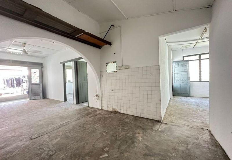 Taman Lembah Keramat AU5