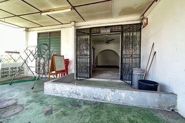 Taman Lembah Keramat AU5