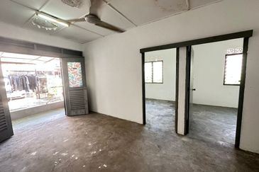 Taman Lembah Keramat AU5