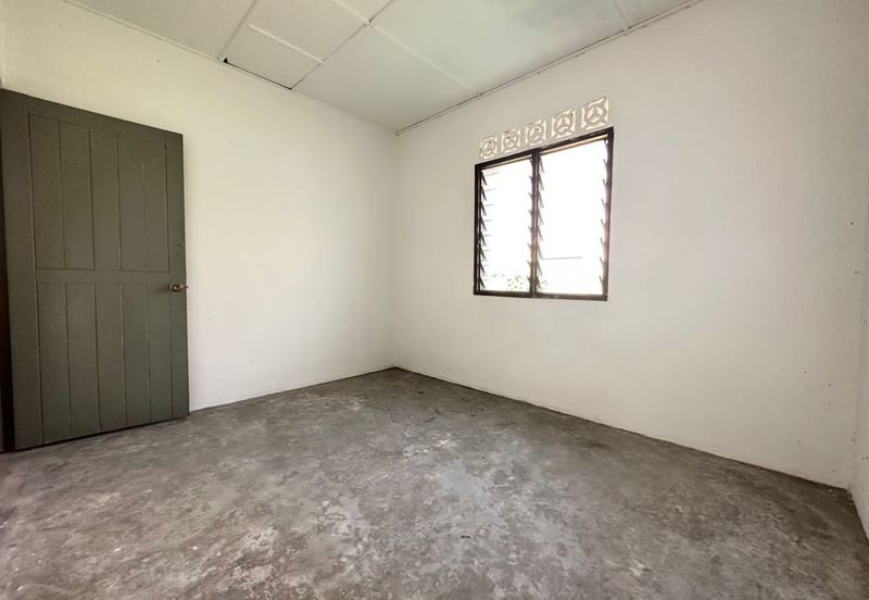 Taman Lembah Keramat AU5