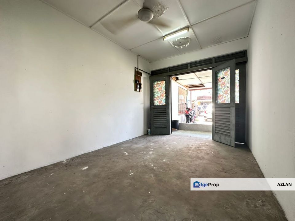 1 Storey End Lot with Extra Land-Lembah Keramat , Selangor, Gombak