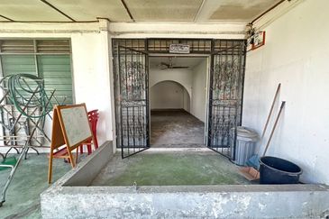 Taman Lembah Keramat AU5