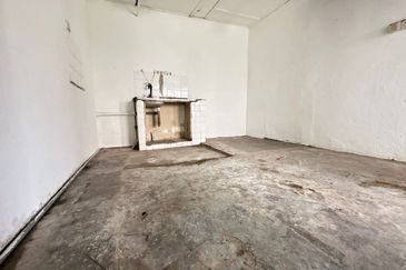 Taman Lembah Keramat AU5