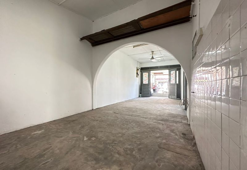 Taman Lembah Keramat AU5