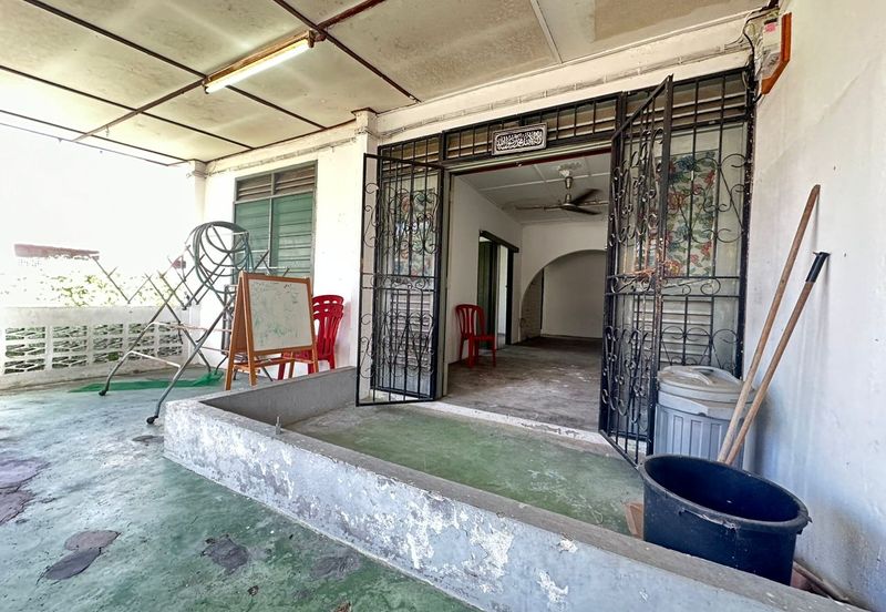 Taman Lembah Keramat AU5