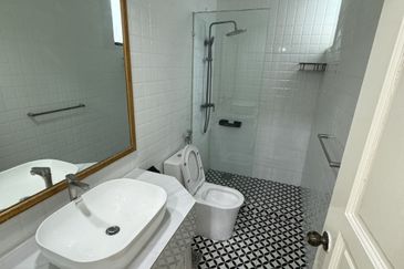 Corinthian Condominium