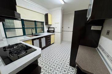 Corinthian Condominium