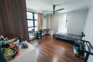 Impiana on the Waterfront