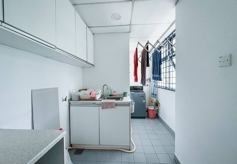 Impiana on the Waterfront