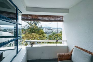 Impiana on the Waterfront