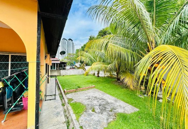 Kampung Datuk Keramat