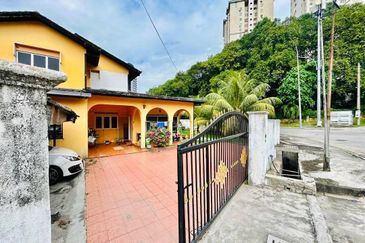 Kampung Datuk Keramat