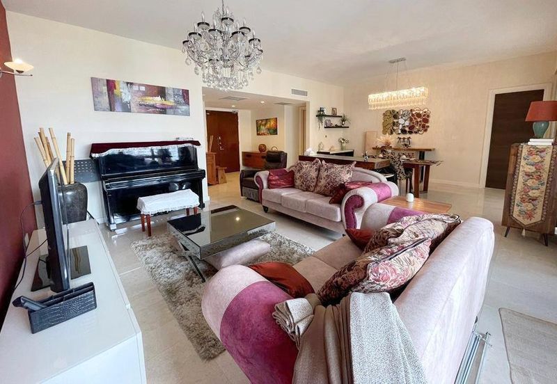 Hampshire Park Condominium