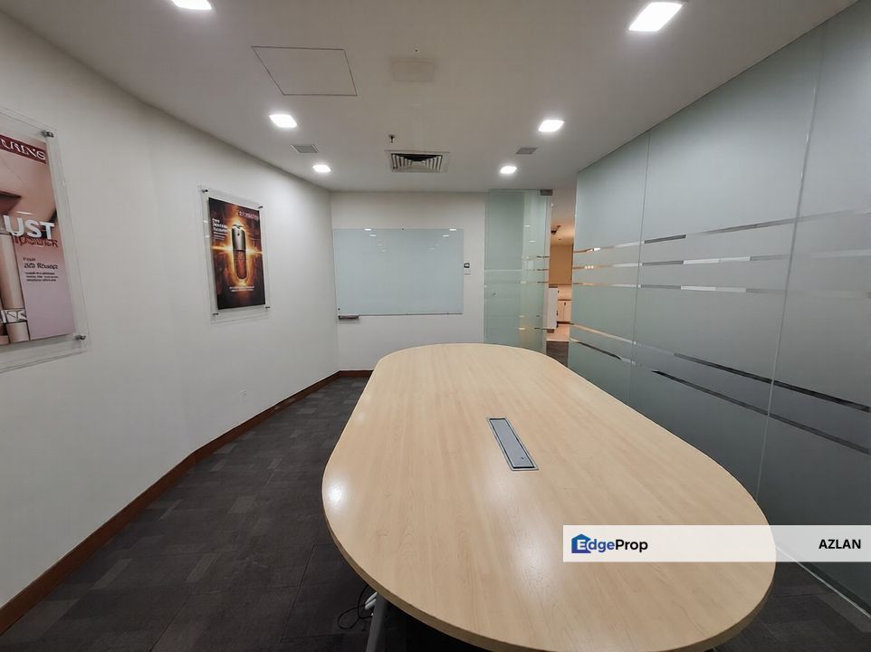 Fitted Office in Bukit Bintang, Business & Tourist attraction area. Walk distance to MRT & Monorail Station., Kuala Lumpur, Bukit Bintang