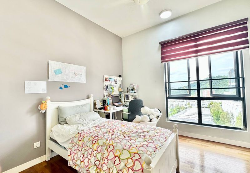 16 Quartz Melawati Condominium