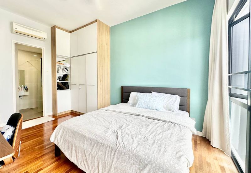 16 Quartz Melawati Condominium