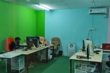 Plaza Dwitasik, Bandar Sri Permaisuri