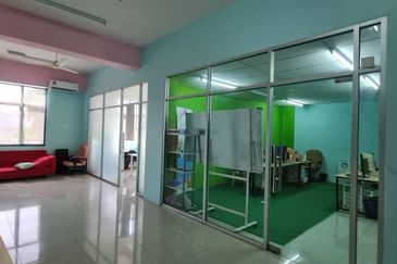 Plaza Dwitasik, Bandar Sri Permaisuri