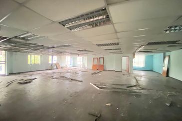 Elite 33 Signature Business Park