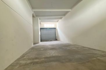 Elite 33 Signature Business Park