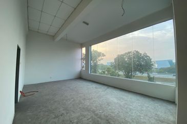 Elite 33 Signature Business Park