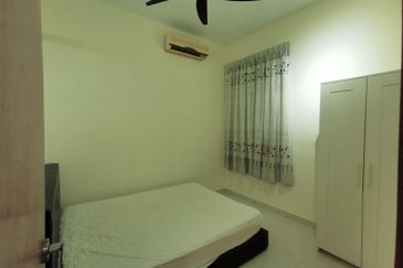 Royal Regent Sri Putramas III