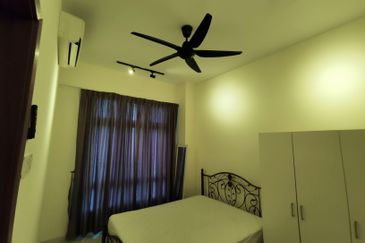 Royal Regent Sri Putramas III