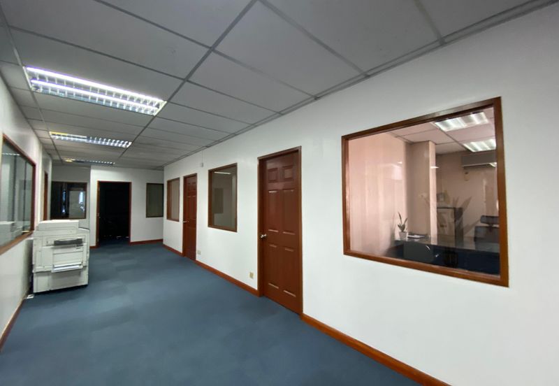 Elite 33 Signature Business Park