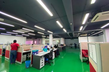 Elite 33 Signature Business Park