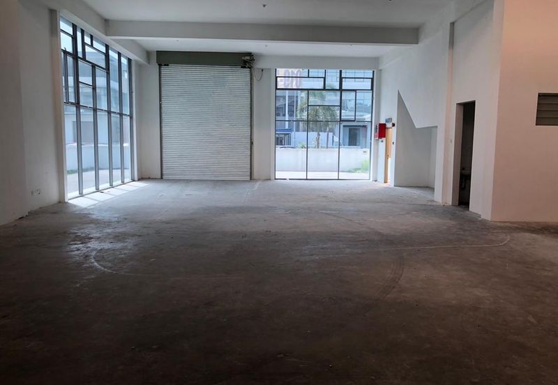 LAKE 6 ENTREPRENEURS PARK, Puchong, Selangor 3 storey Semi Detached Factory For Sale