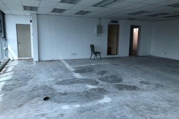 LAKE 6 ENTREPRENEURS PARK, Puchong, Selangor 3 storey Semi Detached Factory For Sale
