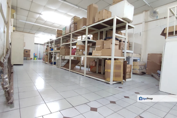 Pudu, Pudu, Kuala Lumpur 2 storey shop For Sale. Jalan Pasar, Freehold