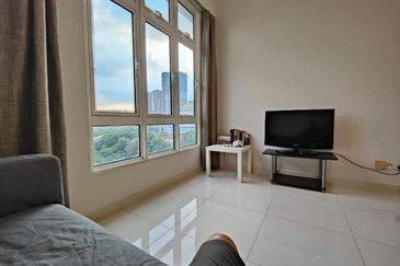 Royal Regent Sri Putramas III