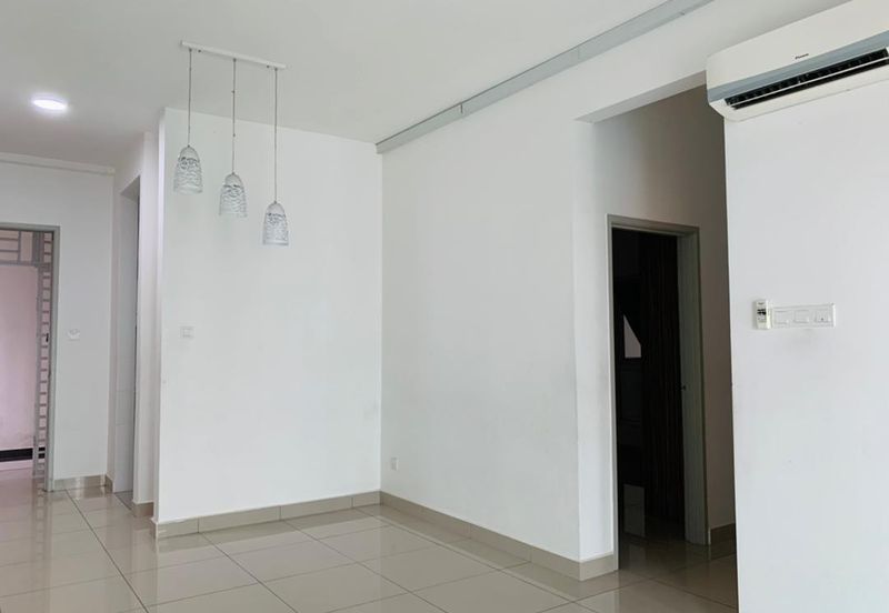 Seasons Luxury Apartments @ Amara Larkin