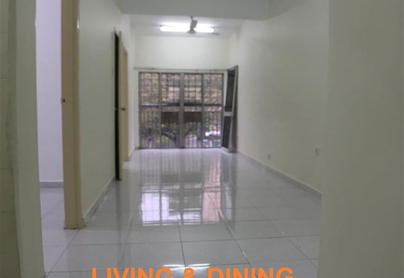 Vista Apartment, Damansara Damai