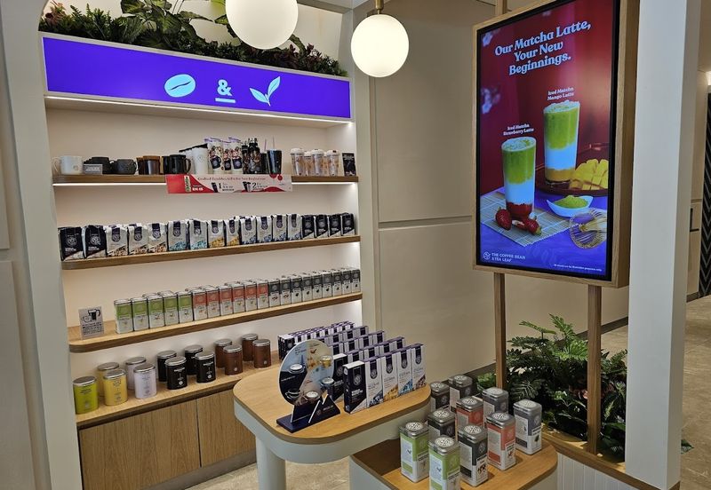 1 acre Agriculture land facing main road for rent, beside petron station Bandar Ainsdale