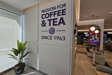 1 acre Agriculture land facing main road for rent, beside petron station Bandar Ainsdale