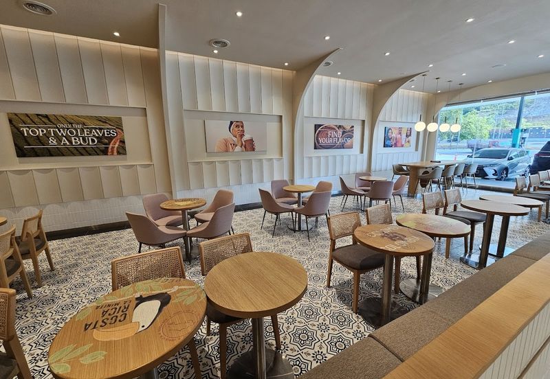 1 acre Agriculture land facing main road for rent, beside petron station Bandar Ainsdale