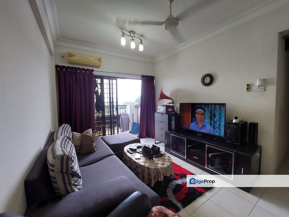 Avilla apartment, Puchong Jaya, balcony have Sunway view see firework, Selangor, Puchong