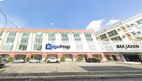 4sty shop in kota bayuemas, pandamaran, klang, Selangor, Klang